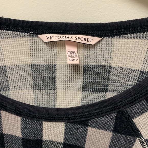 Victoria’s Secret thermal top - Picture 2 of 5